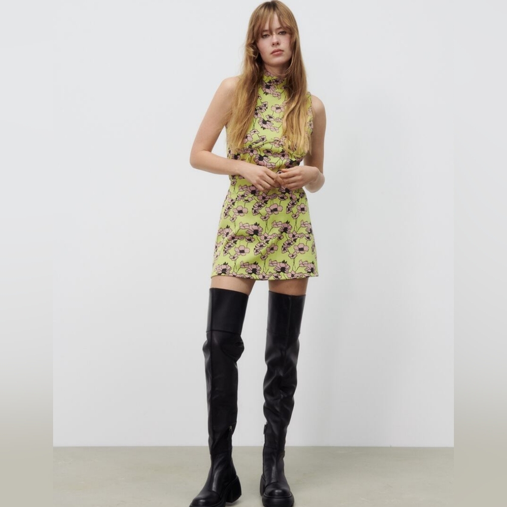 Zara Floral Jacquard Top